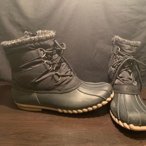 Baretrap duck boots